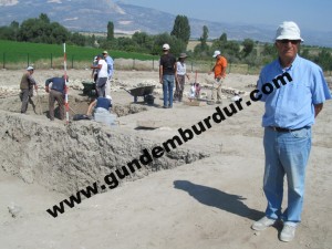 1-bur-hacılar büyük höyükte savunma sistemleri (9)