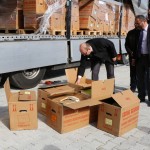 1-bur-maküye kitap bağışı (9)