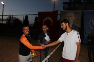 1-bur-tenis turnuvası (1)