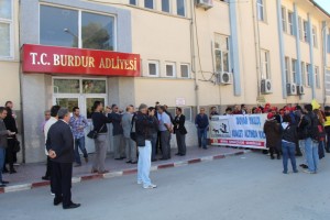 1-bur-veli saçılık davası ertelendi (1)