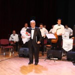 bur-80 yaşında sahnede (1)