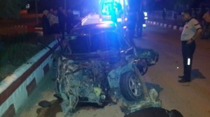 bur-burdurda trafik akzası 1 ölü 4 yaralı (3)