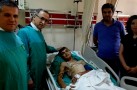 AK PARTİ MİLELTVEKİLİ REŞAT PETEK BUCAKLI KAZAZEDEYİ ZİYARET ETTİ