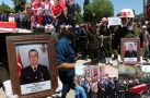 ŞEHİT ANNESİ YÜREKLERİ DAĞLADI “OĞLUM SEN BÖYLE Mİ GELECEKTİN”