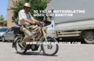50 YILLIK MOTOSİKLETİNE GÖZÜ GİBİ BAKIYOR
