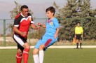 1561 BURDUR KARADENİZSPOR OYNADIĞI FUTBOLLA UMUT VERİYOR