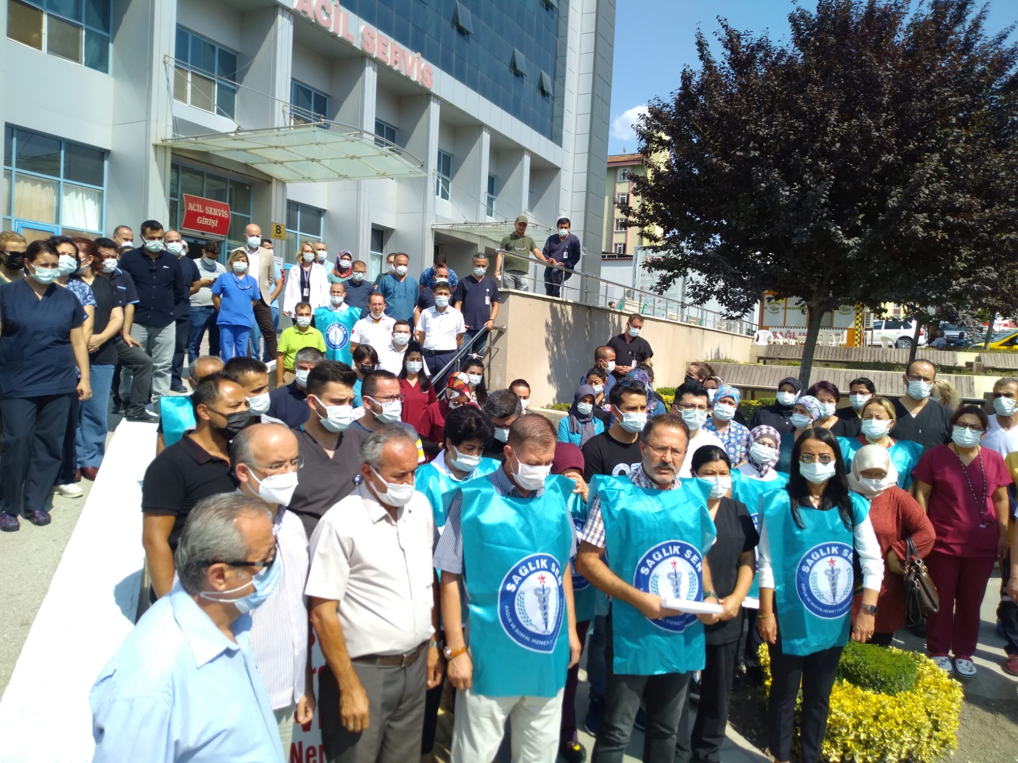 OZAN “ŞİFA DAĞITAN ELLERE YAPILAN ŞİDDETİ KINIYORUZ”